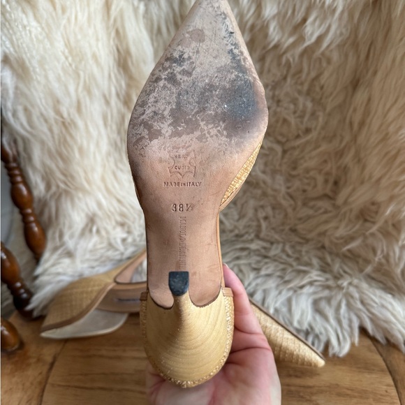 Manolo Blahnik Natural Colour Rattan Wooden Heels size 38.5 - Picture 9 of 10